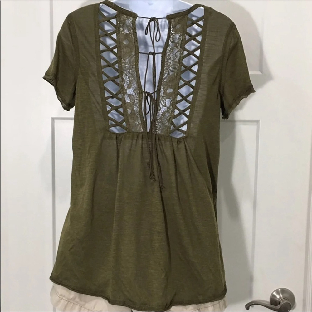 Taylor & Sage olive green back lace up top - Picture 5 of 7